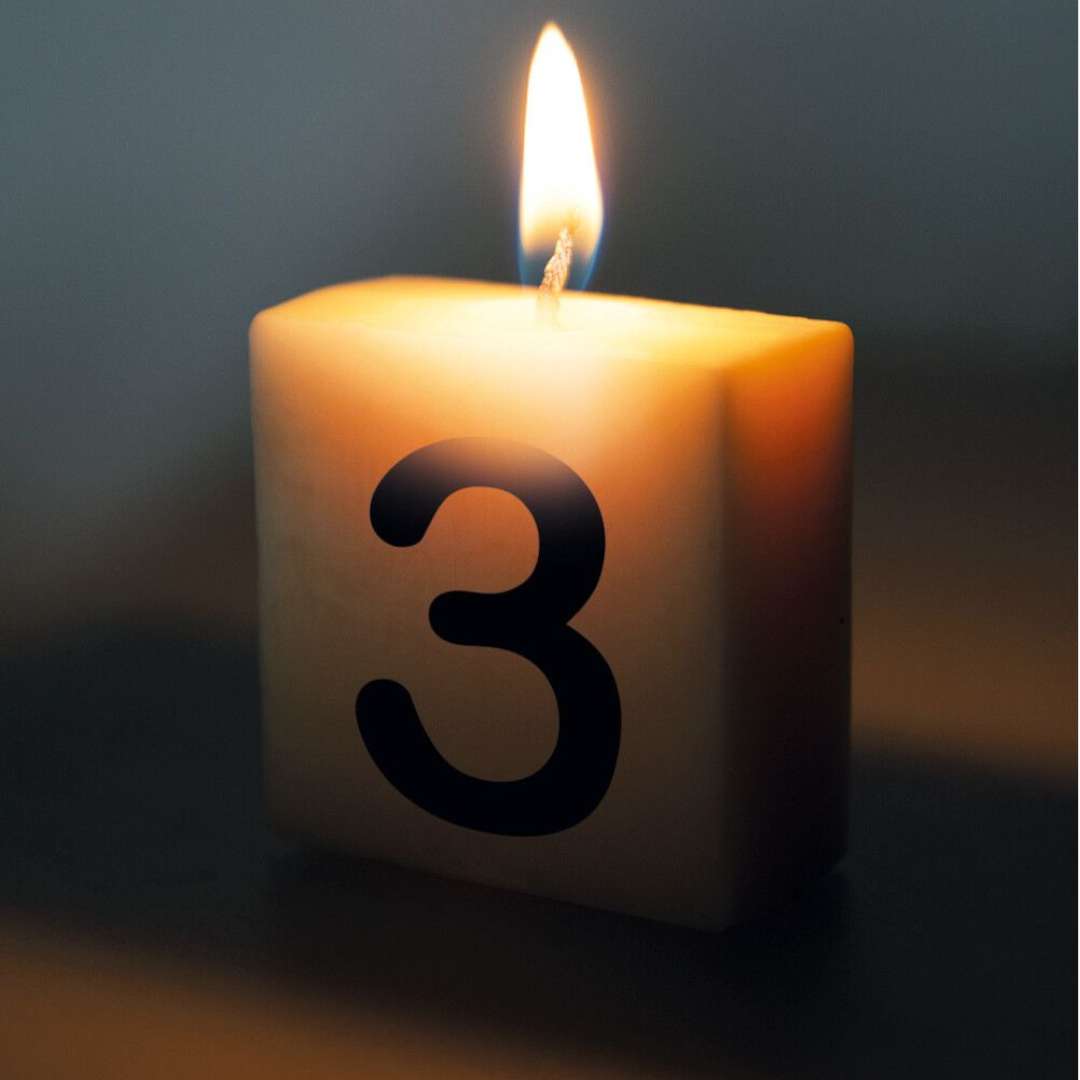_xx_Letter candle - 3