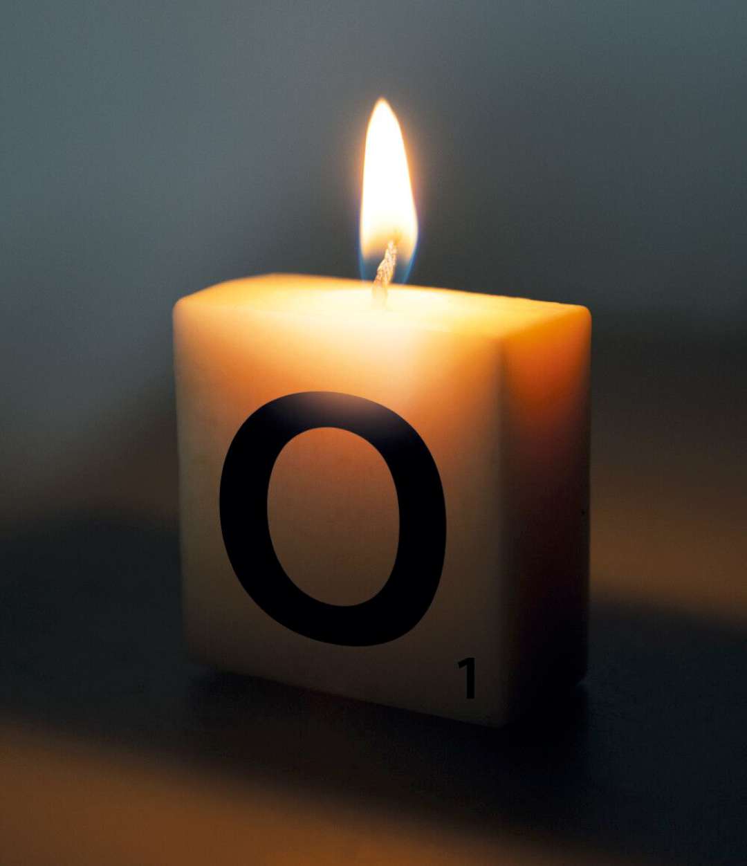_xx_Letter candle - O